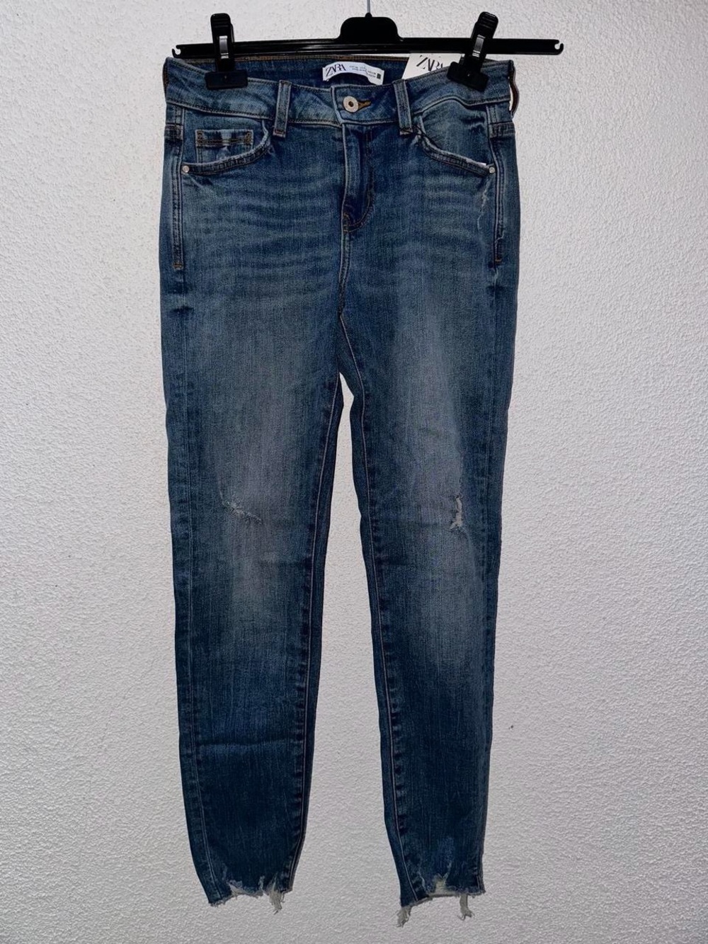 Zara Blue Skinny Jeans with Frayed Hem